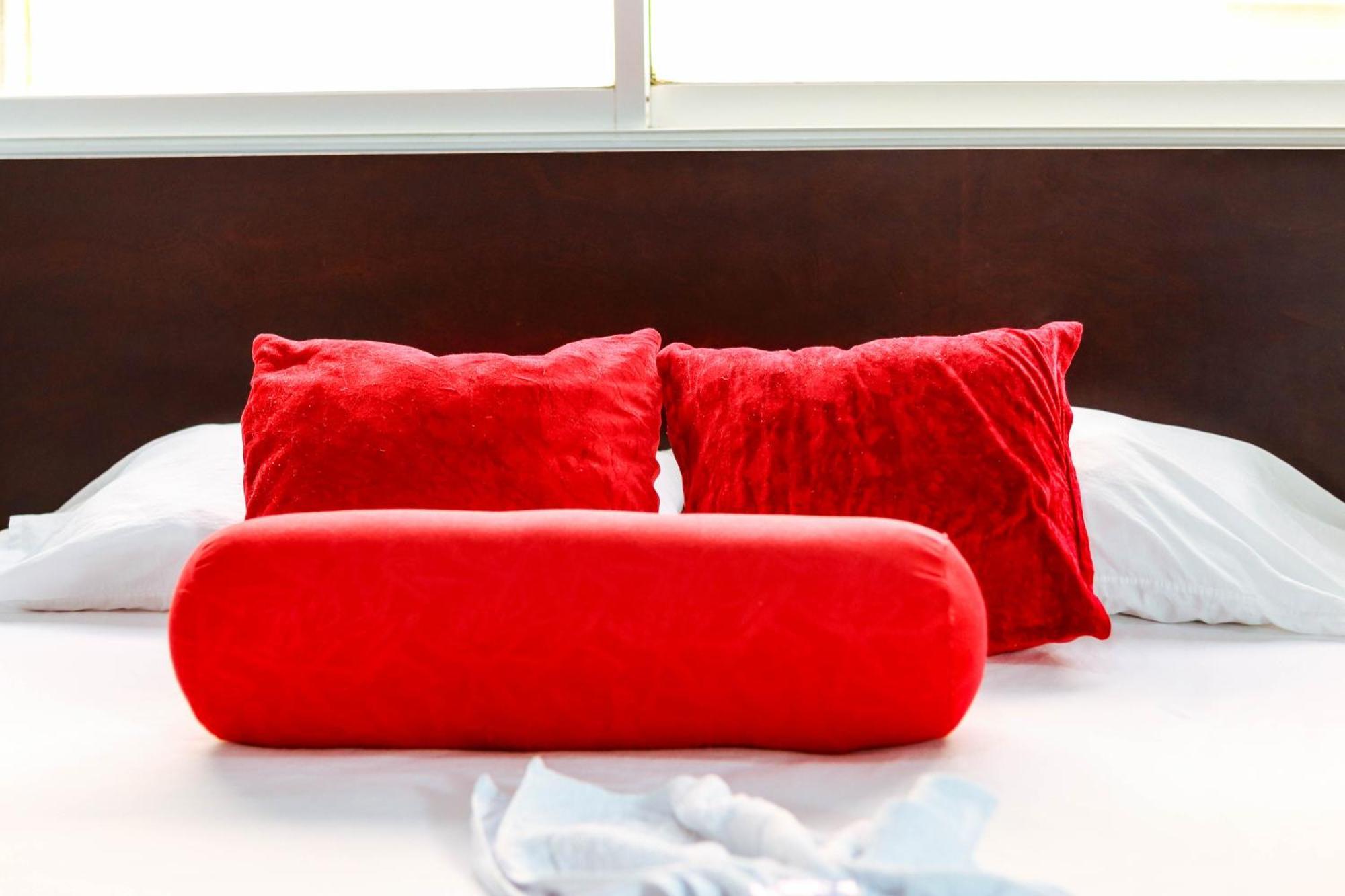 Hotel California Air Carepa Room photo